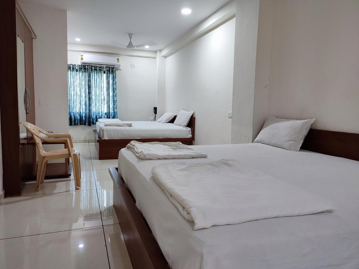 Hotel Vraj Rajpipla Exterior photo